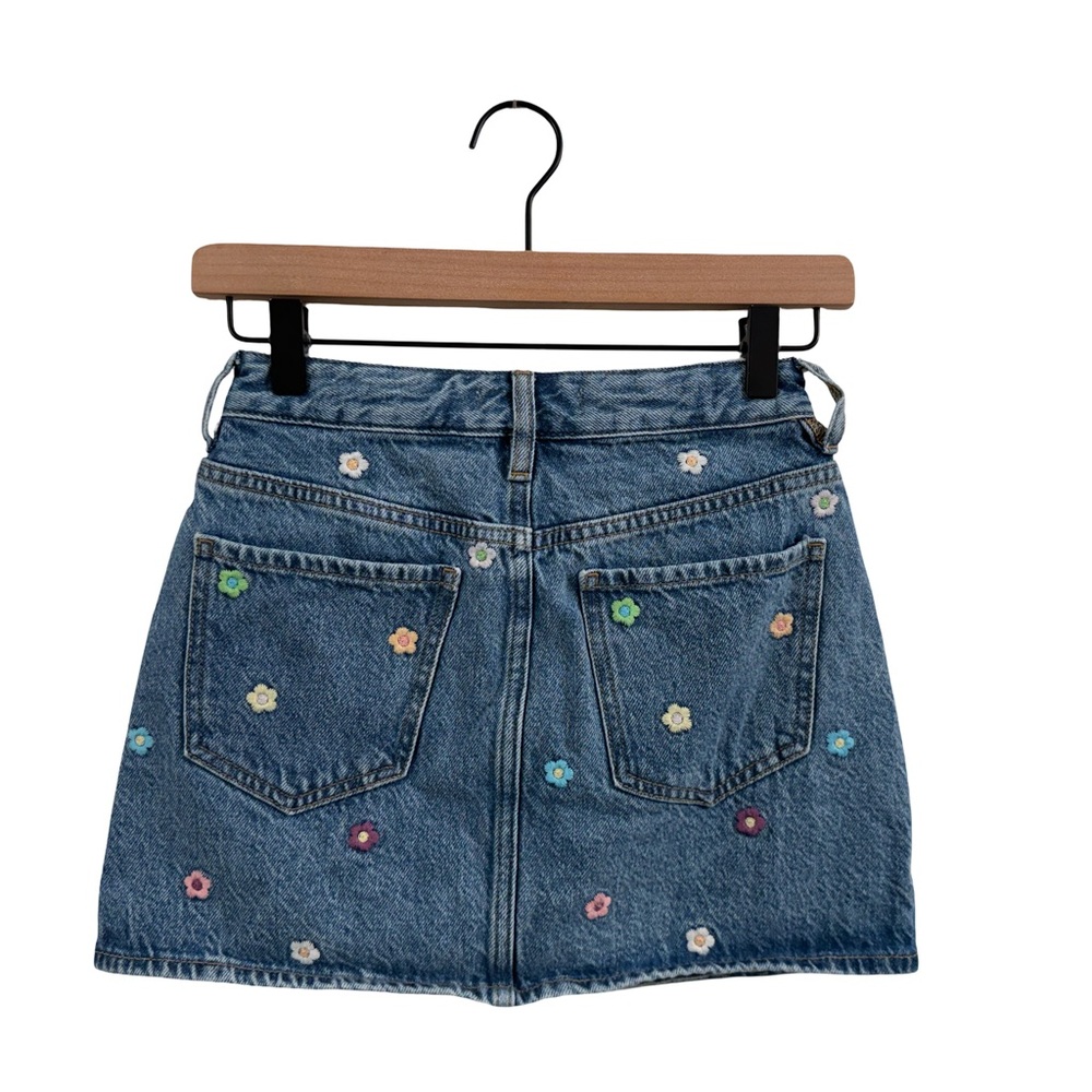 PacSun Floral Embroidered Denim Mini Skirt - Picture 4 of 8
